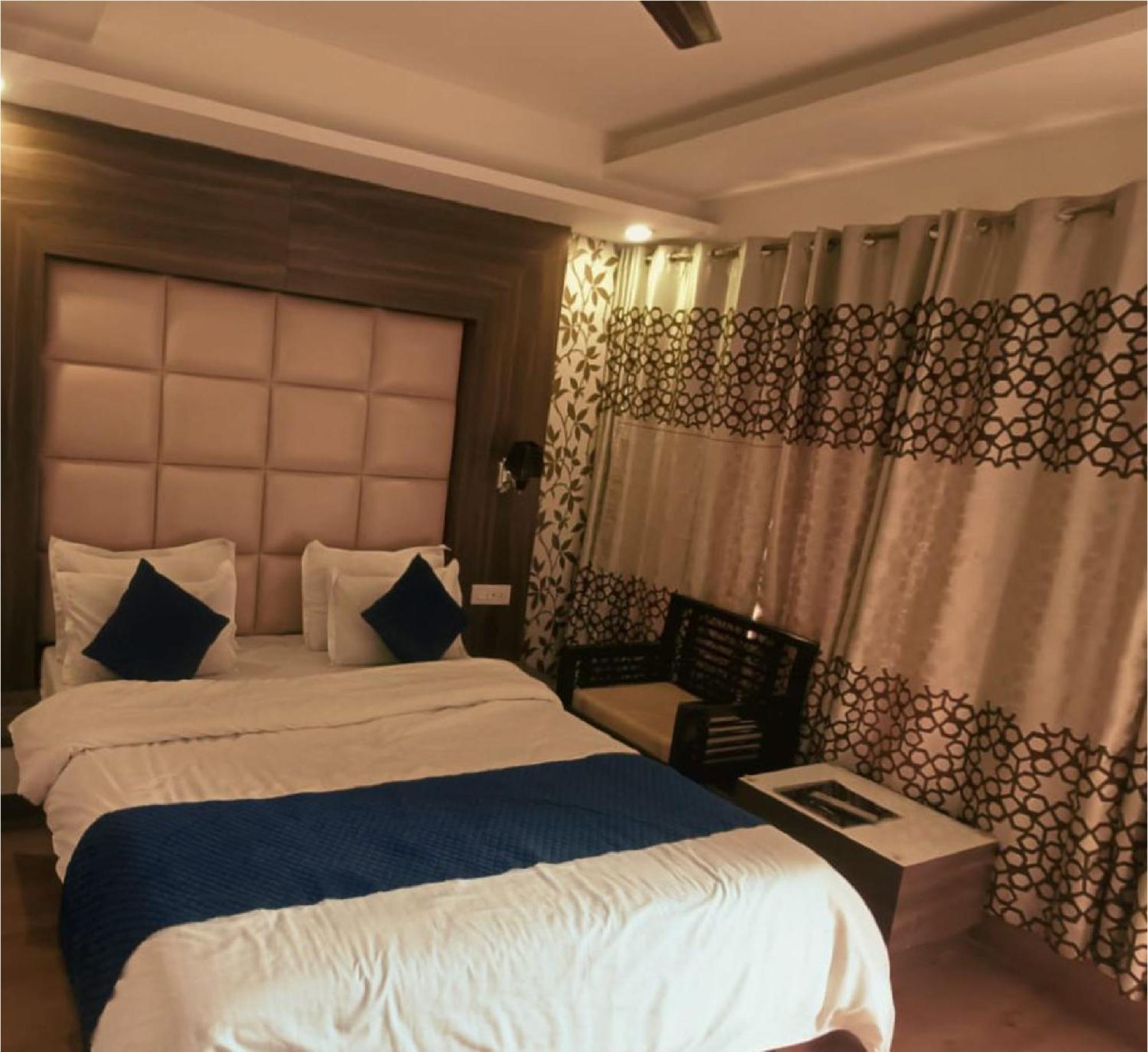 Hotel Wild Rose - Dalhousie Kültér fotó