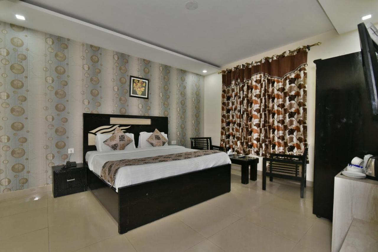 Hotel Wild Rose - Dalhousie Kültér fotó